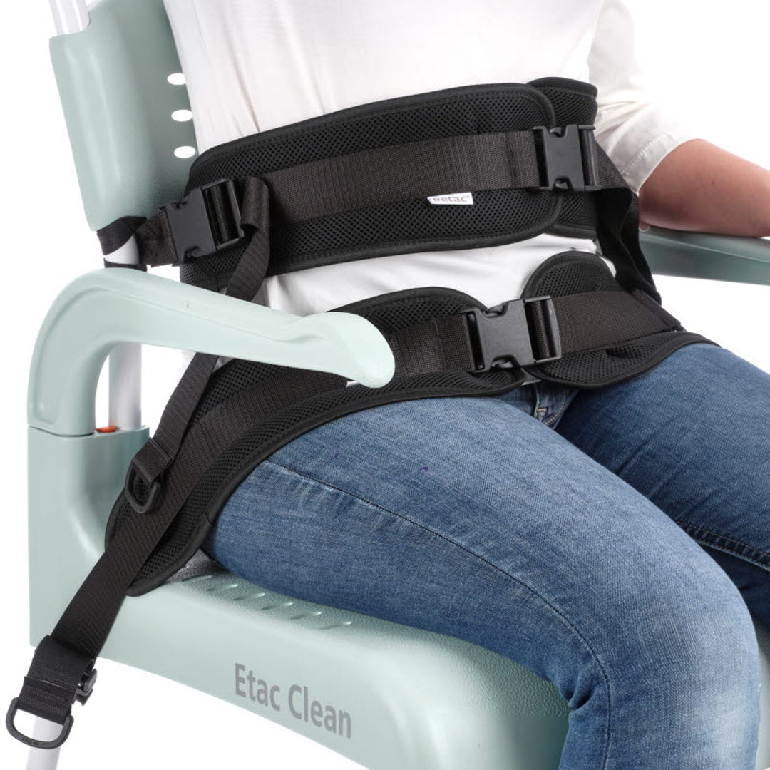 Hip belt / chest belt upholstered on lady with jeans