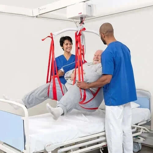 Molift - RgoSling MediumBack Plus Sling Patient Lifts Accessories Molift with a patient and 2 nurses using it